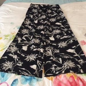 Whbm stretchy palazzo pants